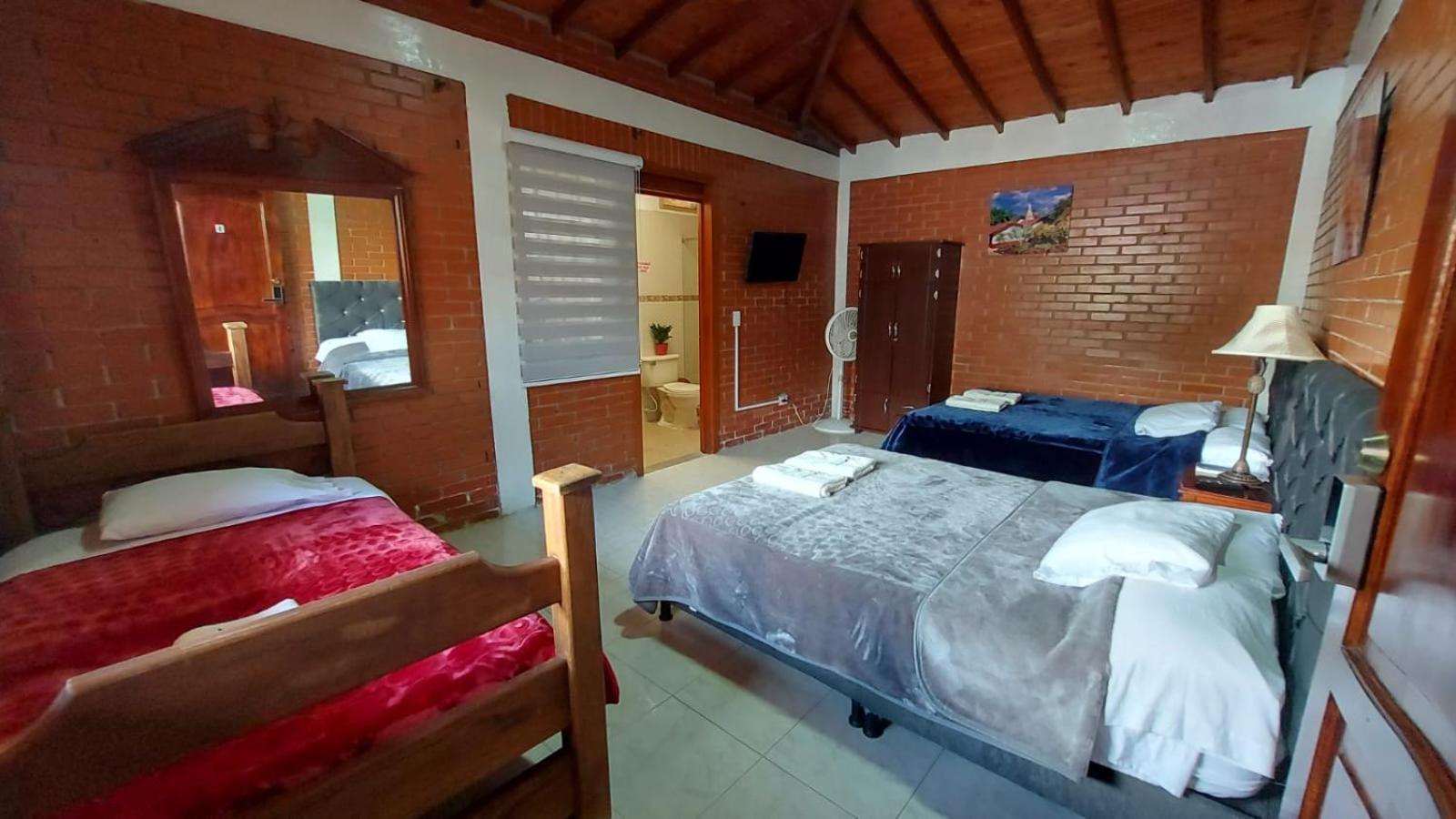 Finca Hotel La Melania Montenegro Exterior foto